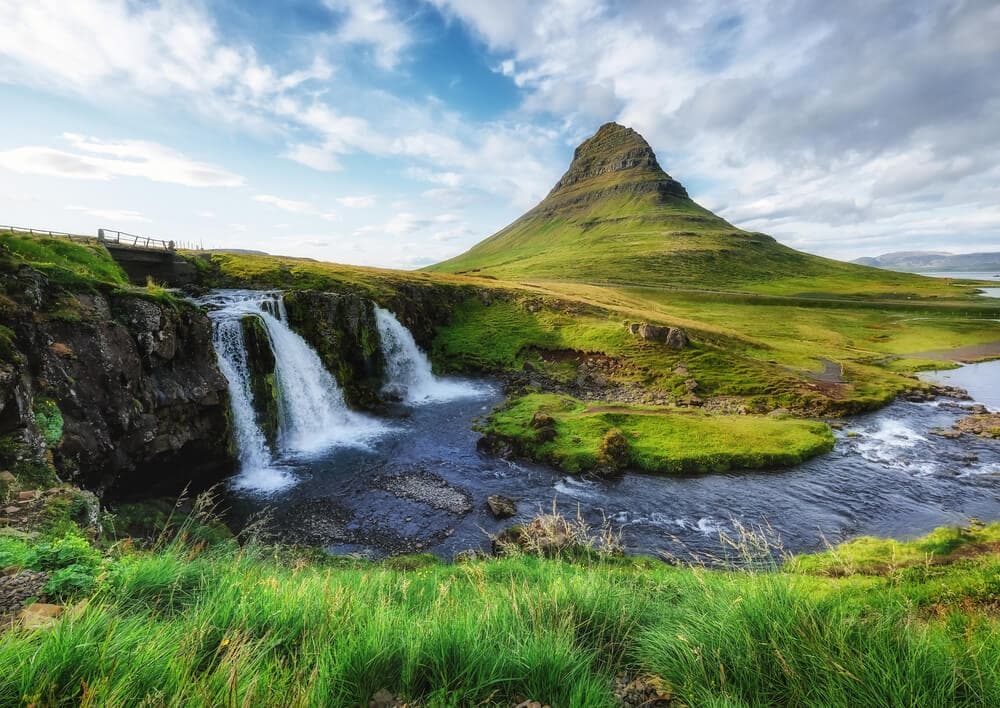Snæfellsnes peninsula. Kirkjufell mountain at snæfellsnes.