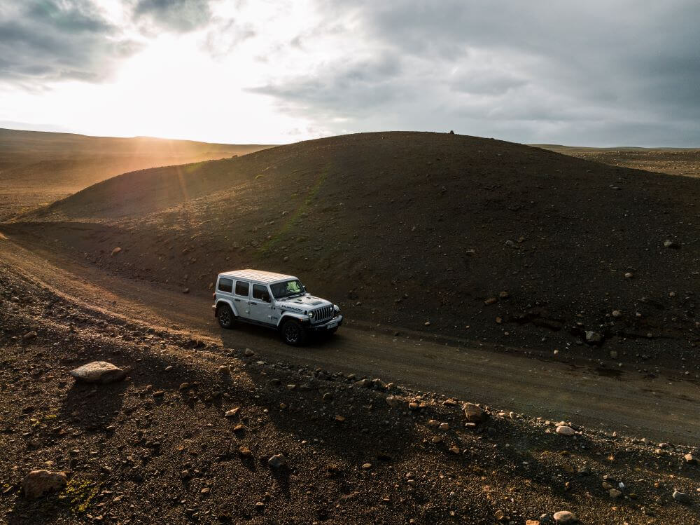 4x4 driving on an F-road in Iceland's highland.