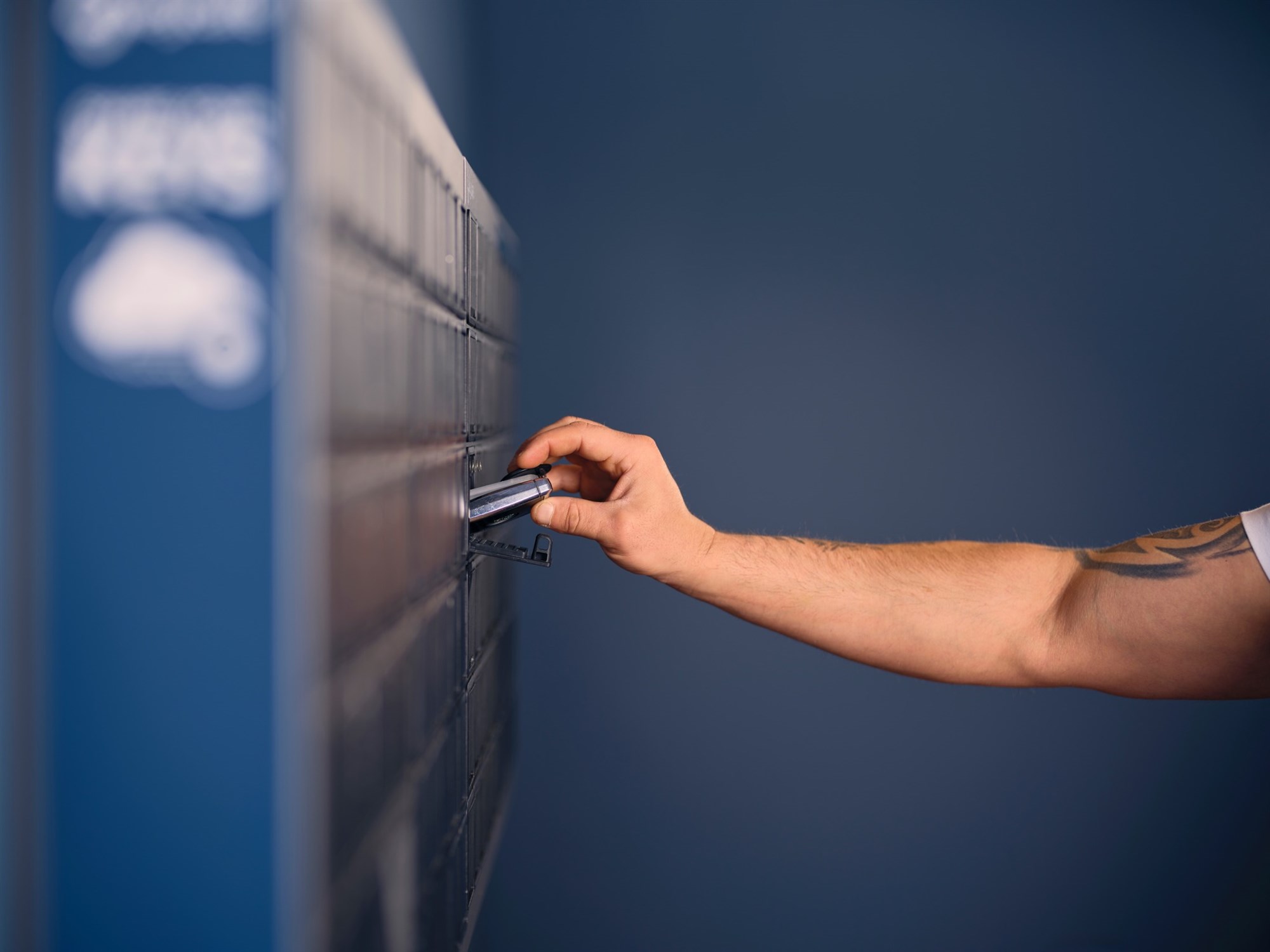 Blue car rental key box. Keybox at blue car rental.